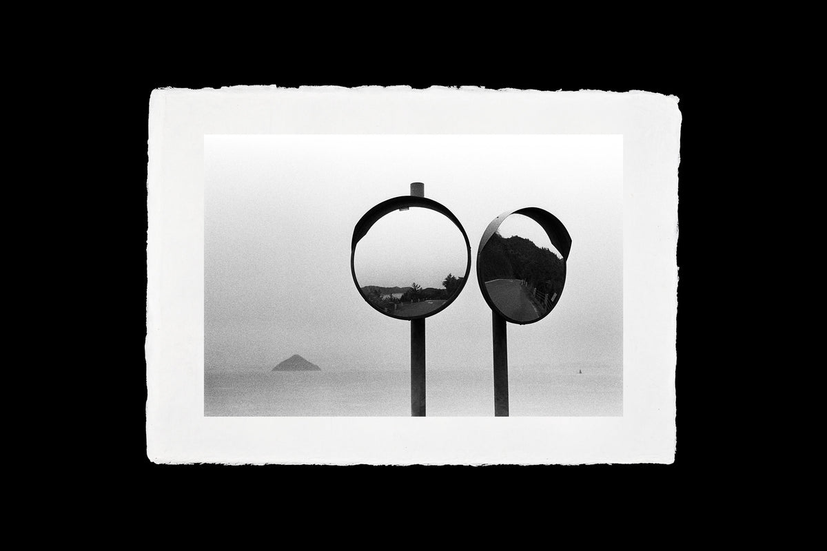 Curve Mirror